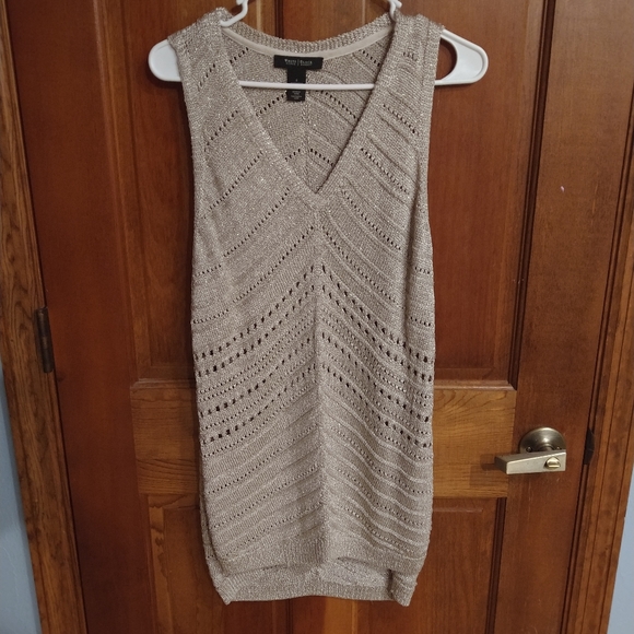 White House Black Market Tunic - Picture 2 of 6